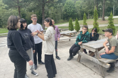 04