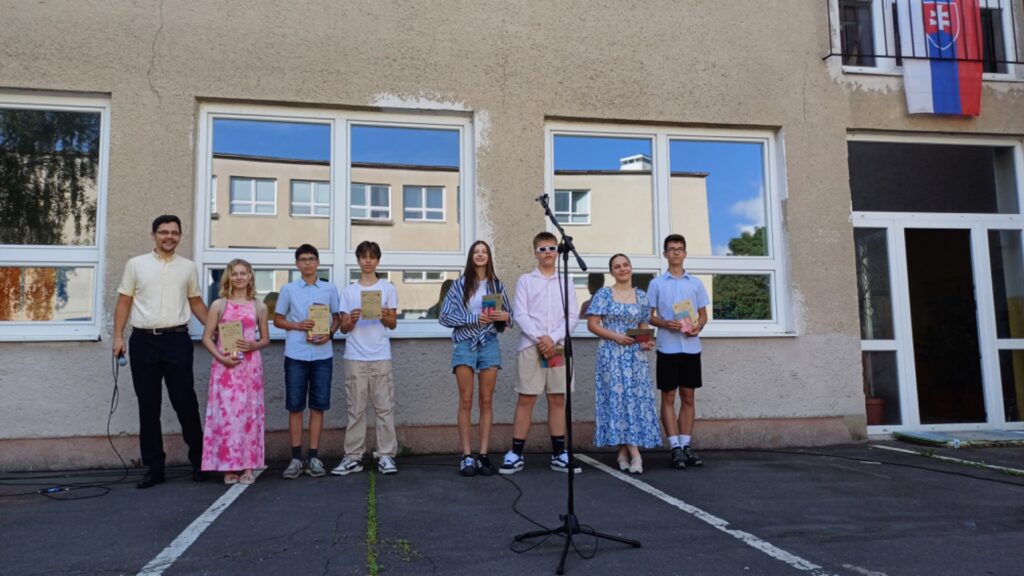 Niečo sa končí a niečo sa začína - ZŠ Narnia, Banská Bystrica