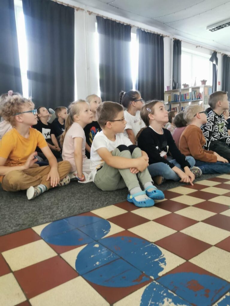 Odvážnym a pripraveným patrí svet - ZŠ Narnia, Banská Bystrica