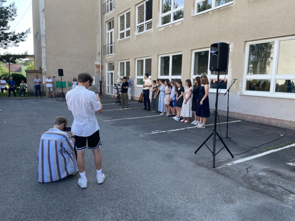 Niečo sa končí a niečo sa začína - ZŠ Narnia, Banská Bystrica