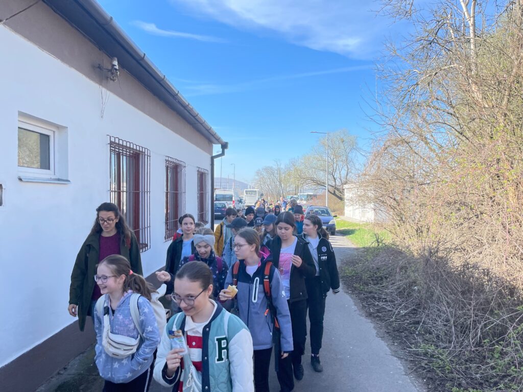 Videli sme hviezdy za jasného dňa - ZŠ Narnia, Banská Bystrica