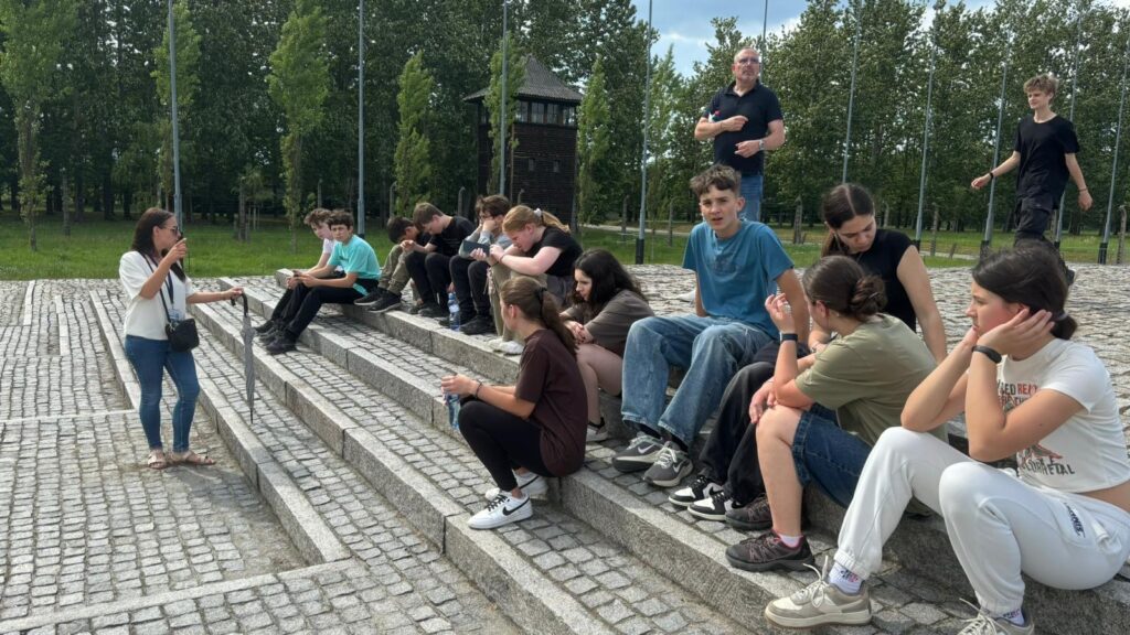 Nesmieme nikdy zabudnúť... - ZŠ Narnia, Banská Bystrica