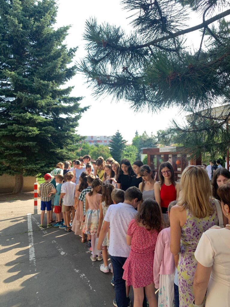Niečo sa končí a niečo sa začína - ZŠ Narnia, Banská Bystrica