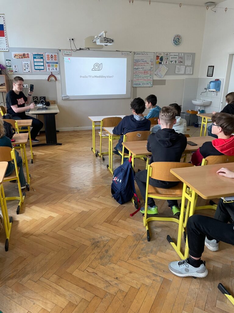 Uskutočnila sa prvá Mediálna sobota - ZŠ Narnia, Banská Bystrica