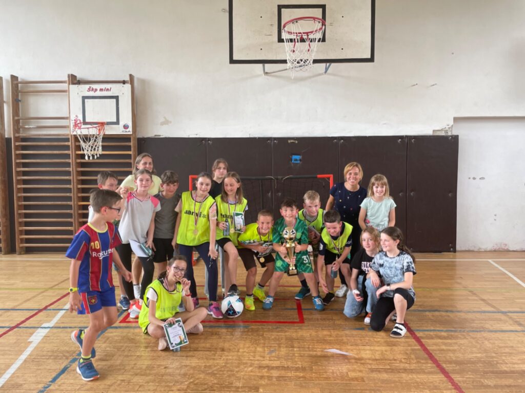 Narnijská futbalová miniliga pozná svojho víťaza - ZŠ Narnia, Banská Bystrica