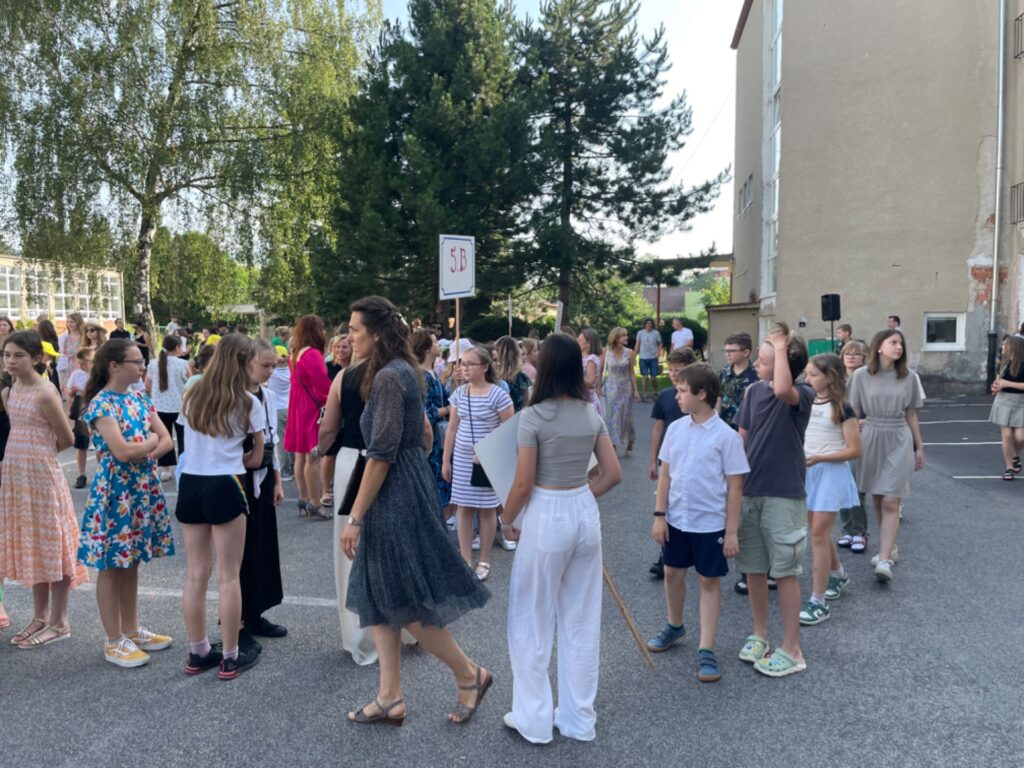 Niečo sa končí a niečo sa začína - ZŠ Narnia, Banská Bystrica