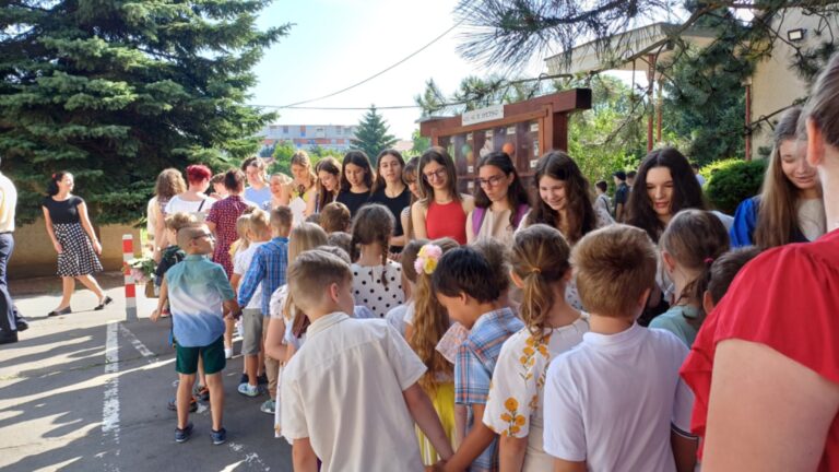 Niečo sa končí a niečo sa začína - ZŠ Narnia, Banská Bystrica
