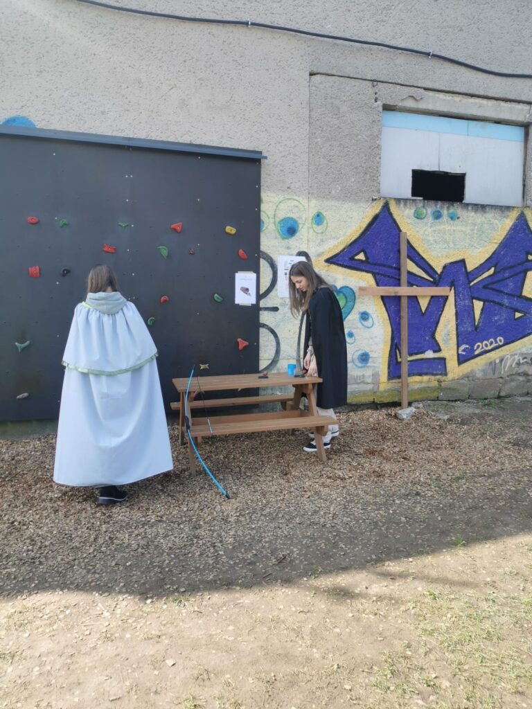Pripomenuli sme si tajomstvo Veľkej noci - ZŠ Narnia, Banská Bystrica