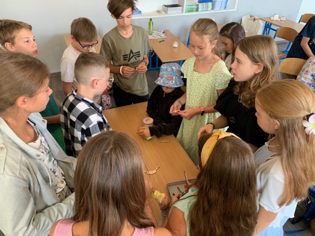 Prvý týždeň v Narnii bol nabitý programom - ZŠ Narnia, Banská Bystrica
