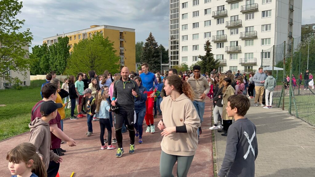 Bežecká 24 hodinovka - ZŠ Narnia, Banská Bystrica