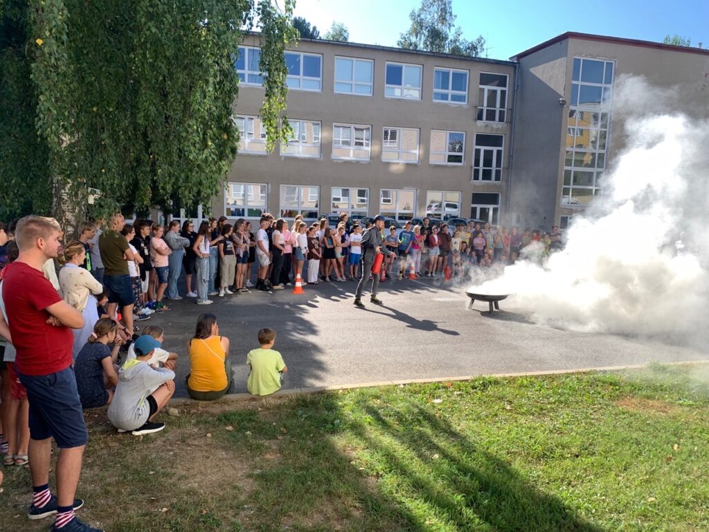 Prvý týždeň v Narnii bol nabitý programom - ZŠ Narnia, Banská Bystrica