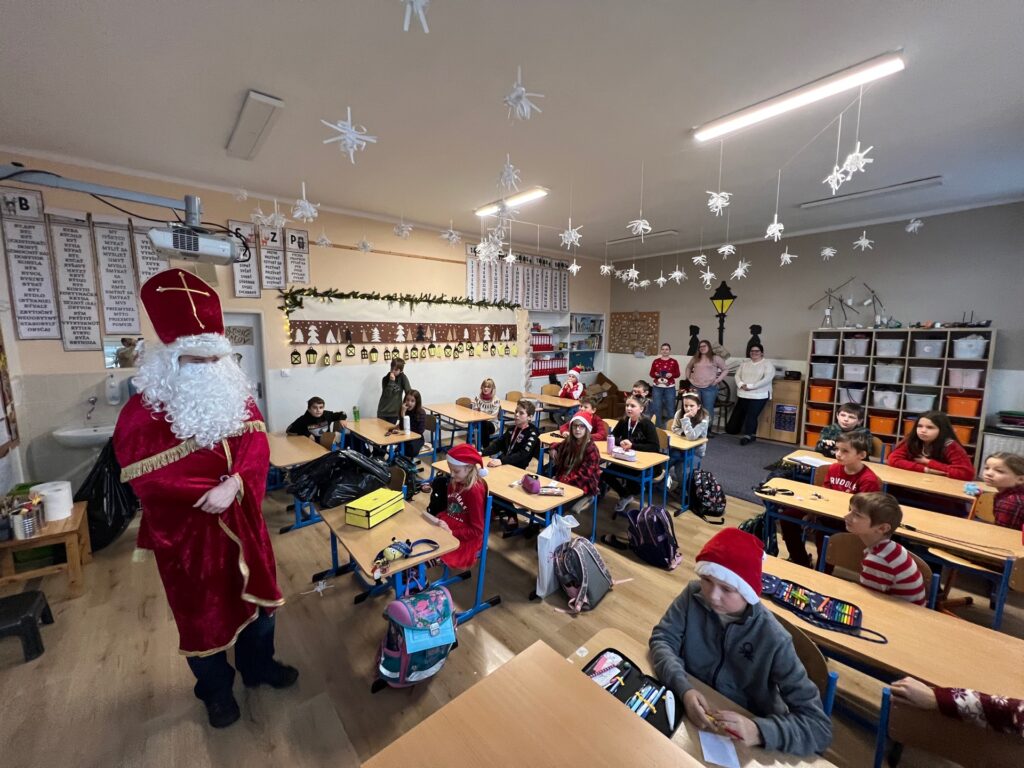 Mikuláš 2022 - ZŠ Narnia, Banská Bystrica