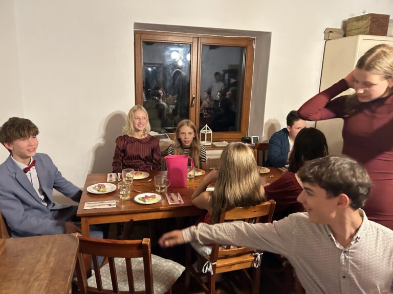 Chlapci sa stali kráľmi a dievčatá kráľovnami