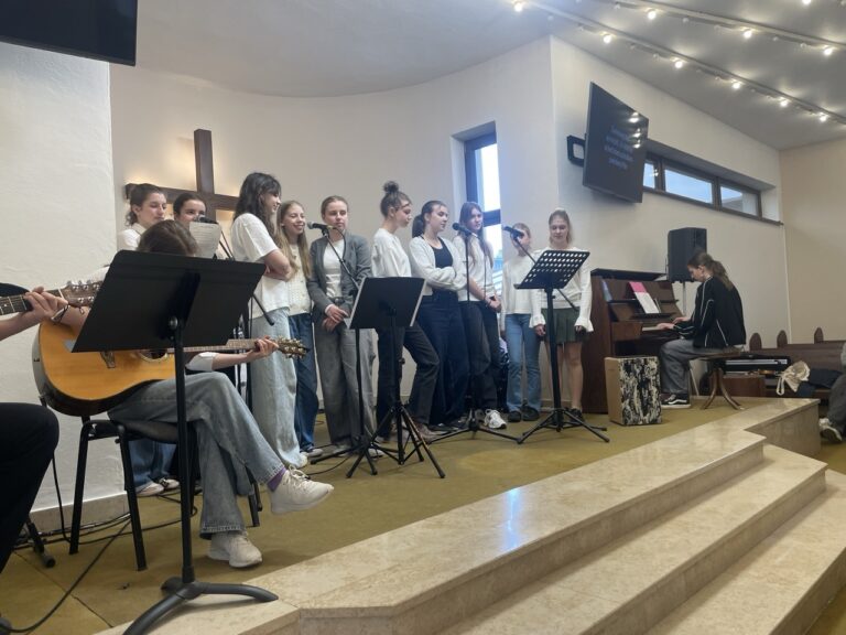 Veľkonočný chapel - ZŠ NARNIA BB