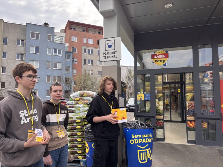 Hodina deťom – pomoc deťom a jednorodičom