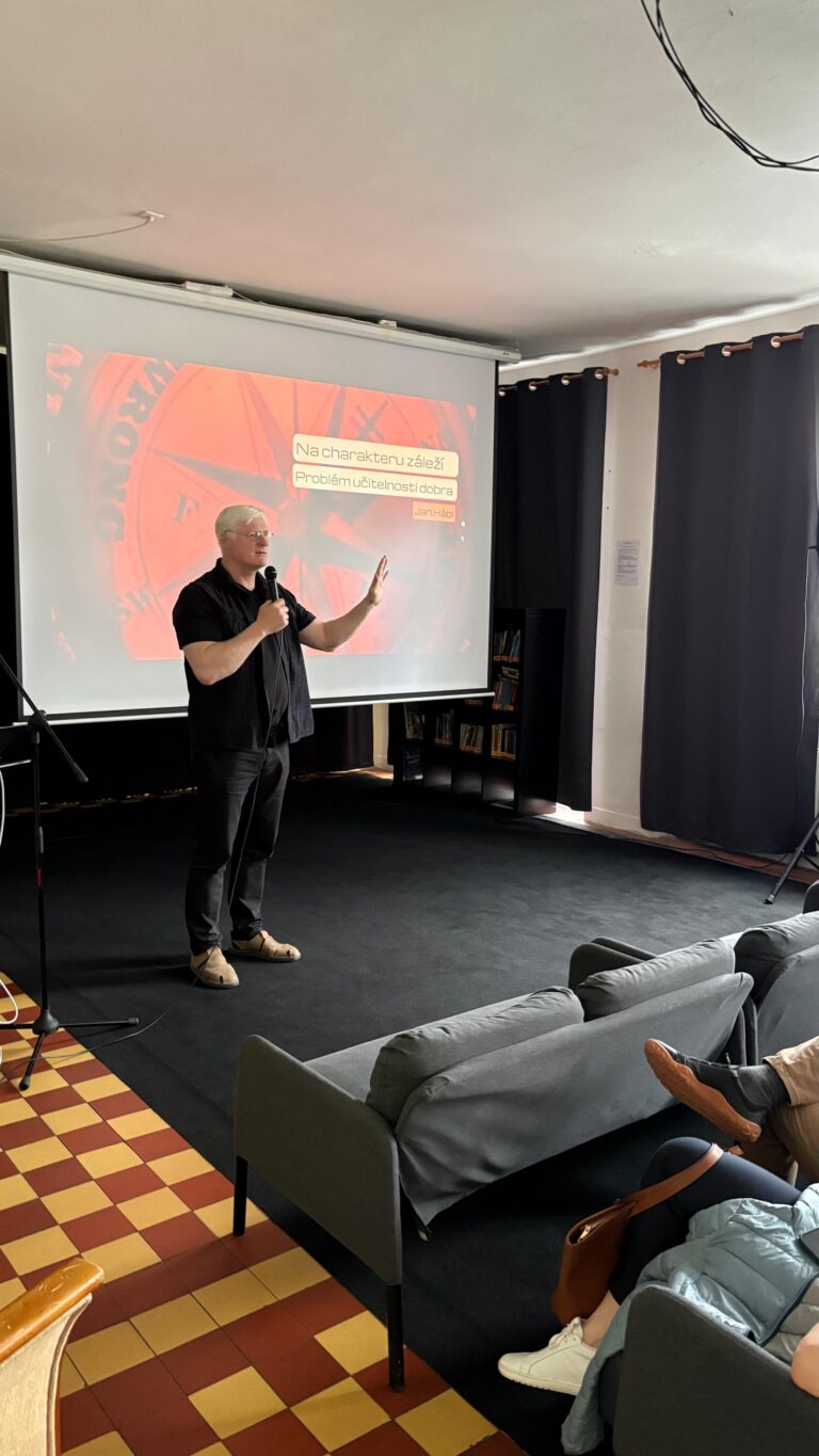 Inšpiratívne stretnutie s profesorom Janom Háblom