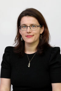 Mgr. Zuzana Holosová